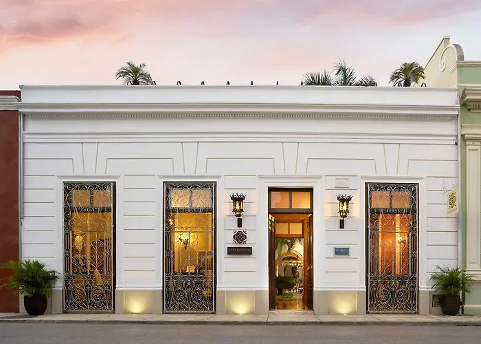 Casa Lecanda Boutique Hotel